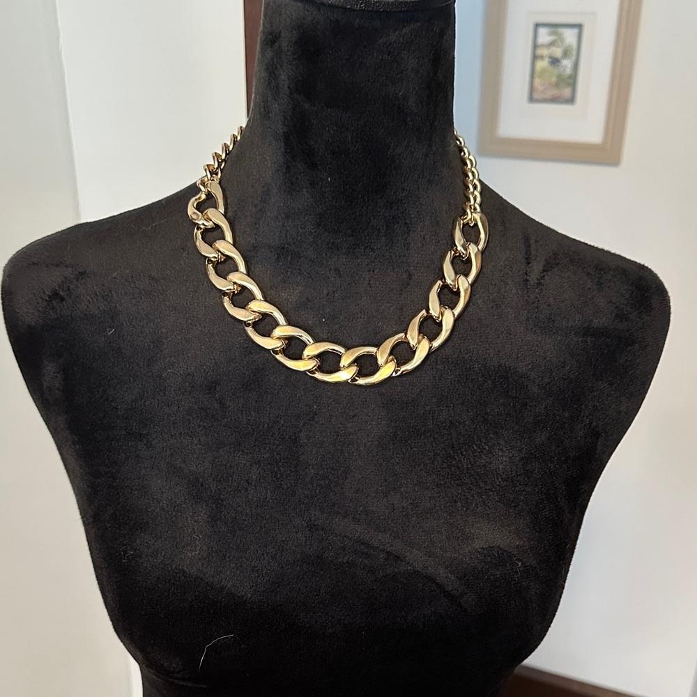 Talbots Bold Gold Link Necklace